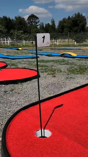 Mini Golf Children